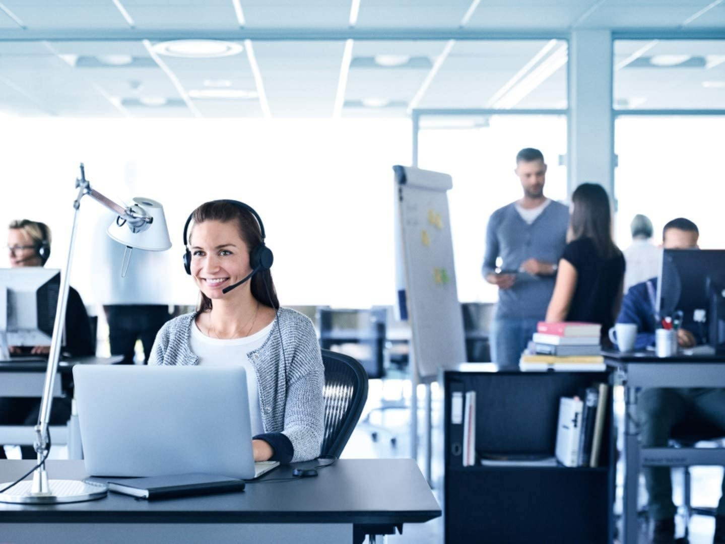 Jabra Evolve 20 UC Wired Headset Stereo Professional Telephone Headphones for Greater Productivity Superior Sound for Calls and Music USB Connection All Day Comfort Design