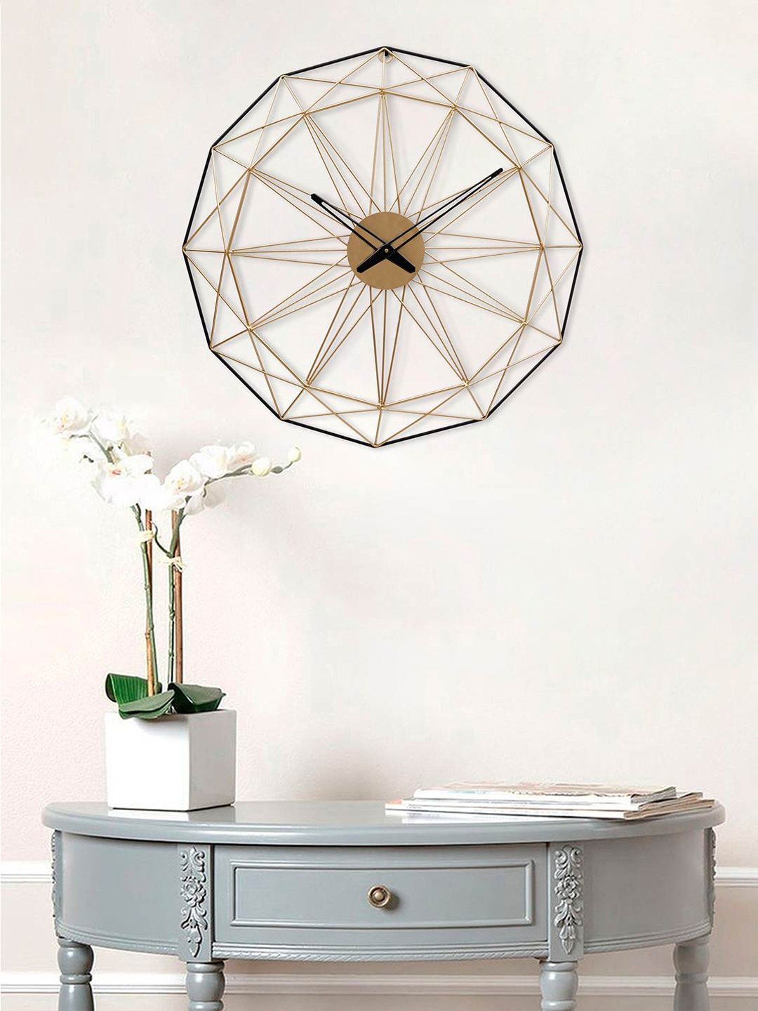 CHRONIKLE Round Black & Gold Iron Wall Clock