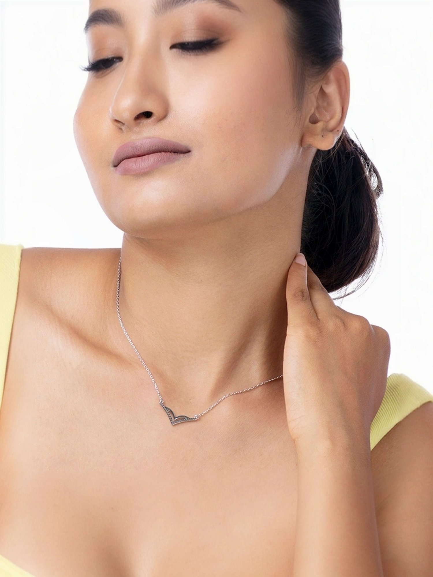 Touch925 Sterling Silver Sleek Neckline Chain Necklace for Women & Girls