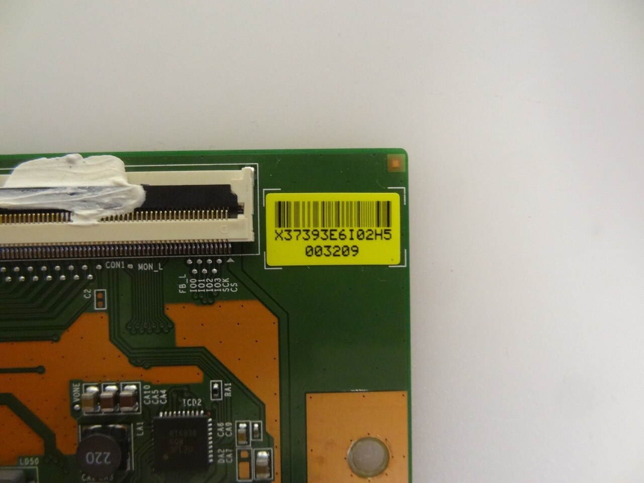 TCL 65US5800NU0W / Hitachi 65R8 T-Con Board (15Y_65_FU11BPCMTA4V0.1) LJ94-37393E