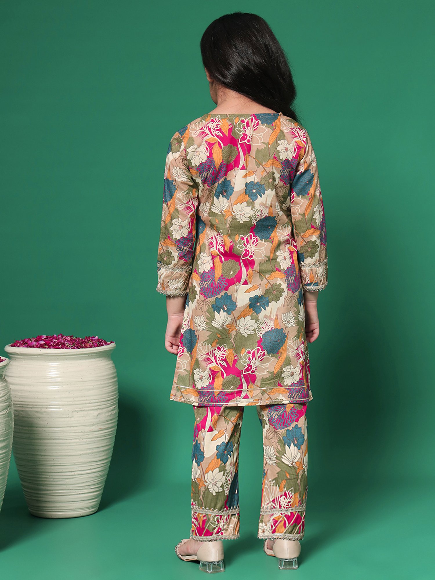 READIPRINT FASHIONS Kids Magenta & Green Floral Print Kurti with Pants