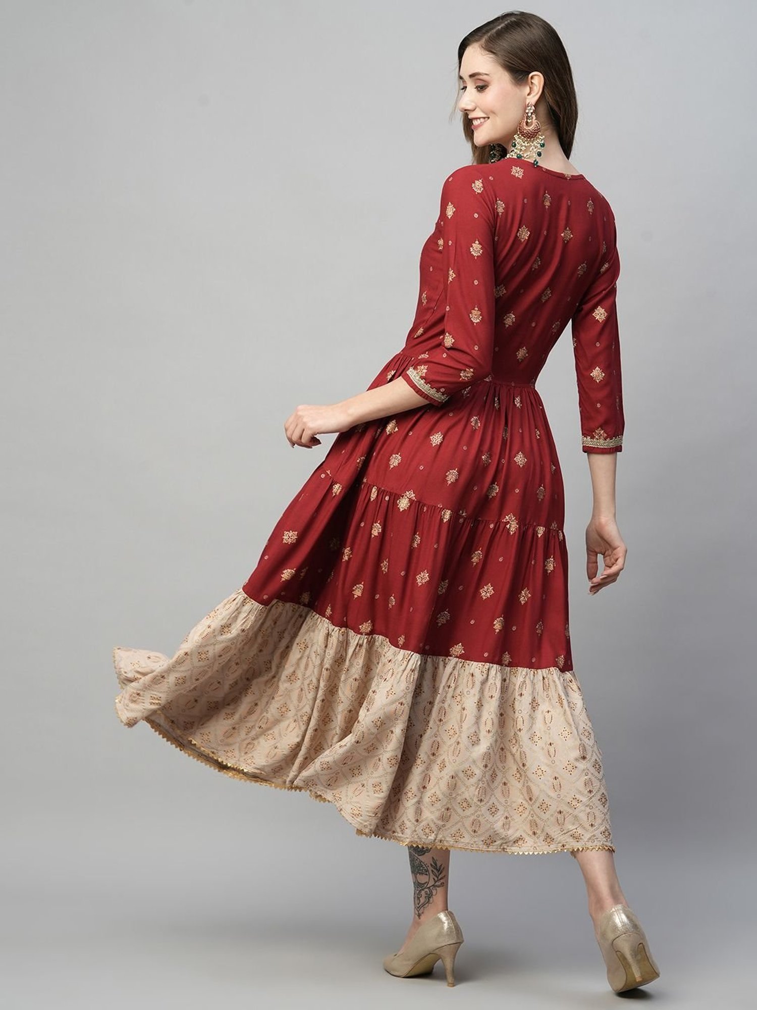 KIANA Maroon Printed Maxi Dress