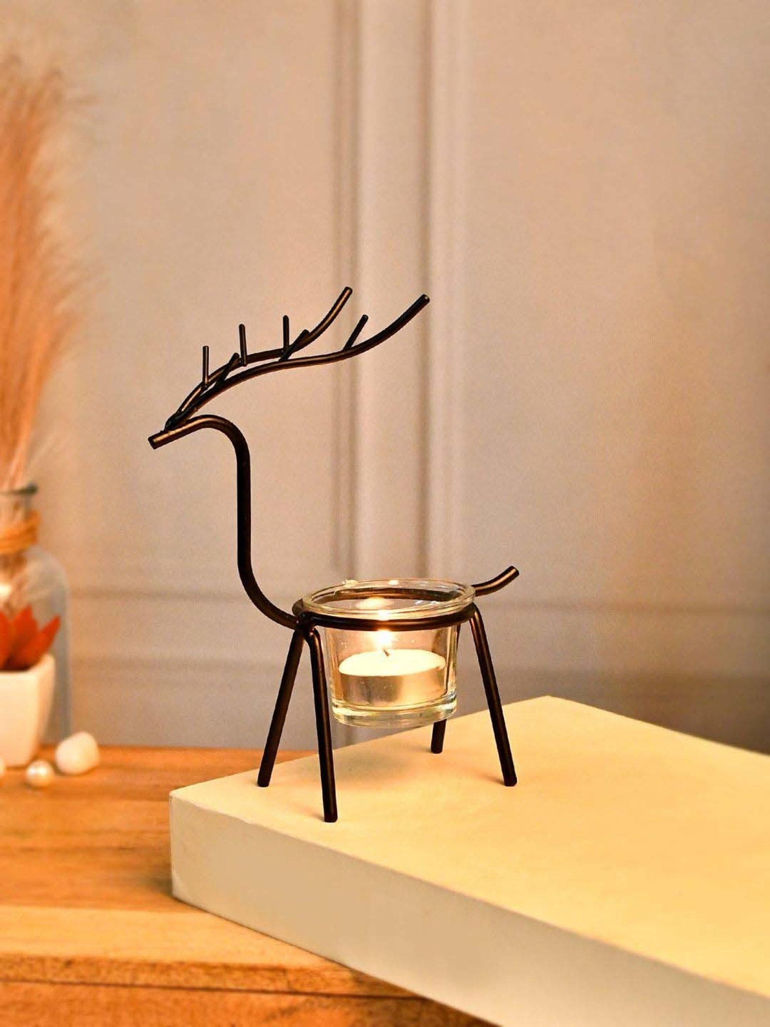 Tayhaa Black & Transparent Metal Reindeer Tealight Candle Holder