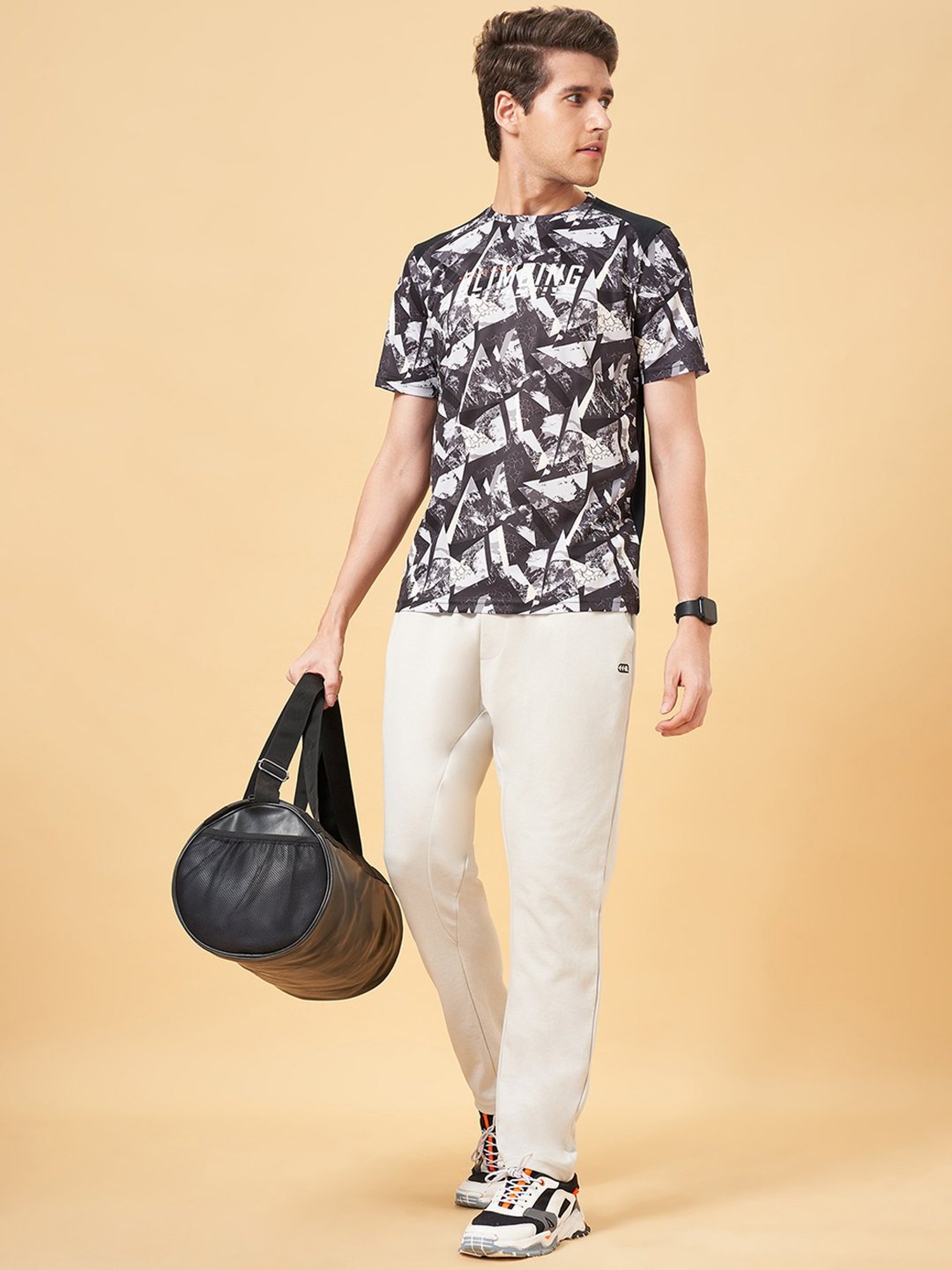 Ajile by Pantaloons Jet Black Slim Fit Printed Sports T-Shirt