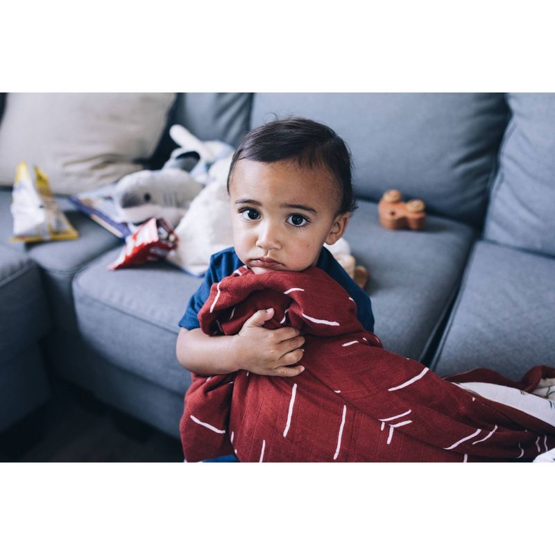 Little Unicorn Deluxe Muslin Quilt - Safari Social