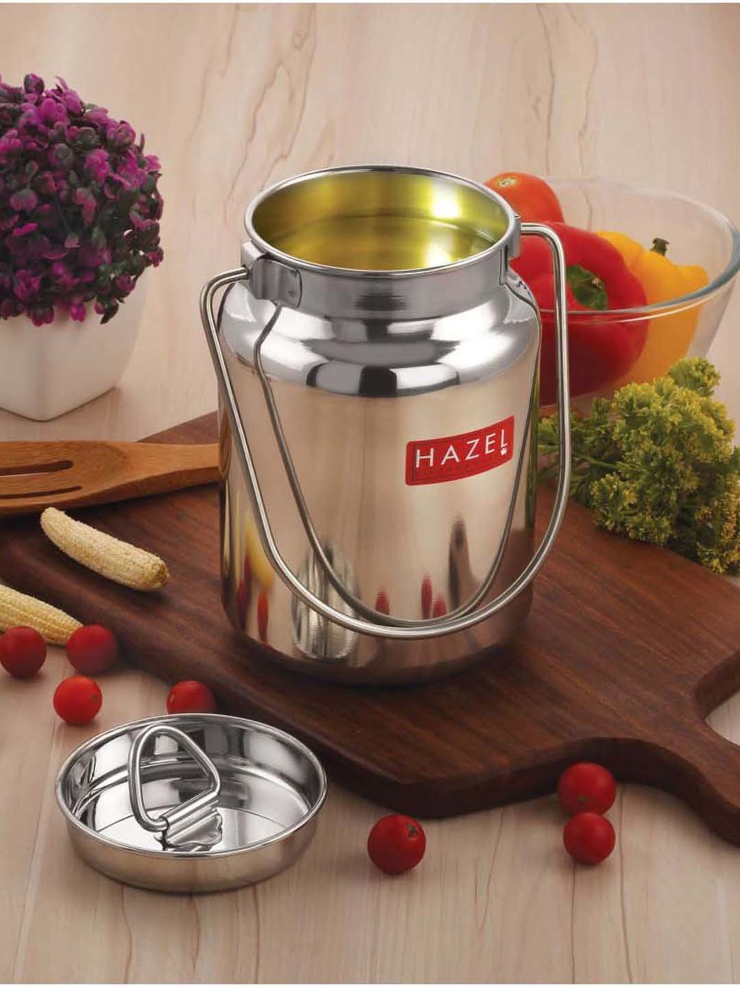 HAZEL Silver Stainless Steel Oil Container (0.75 L)