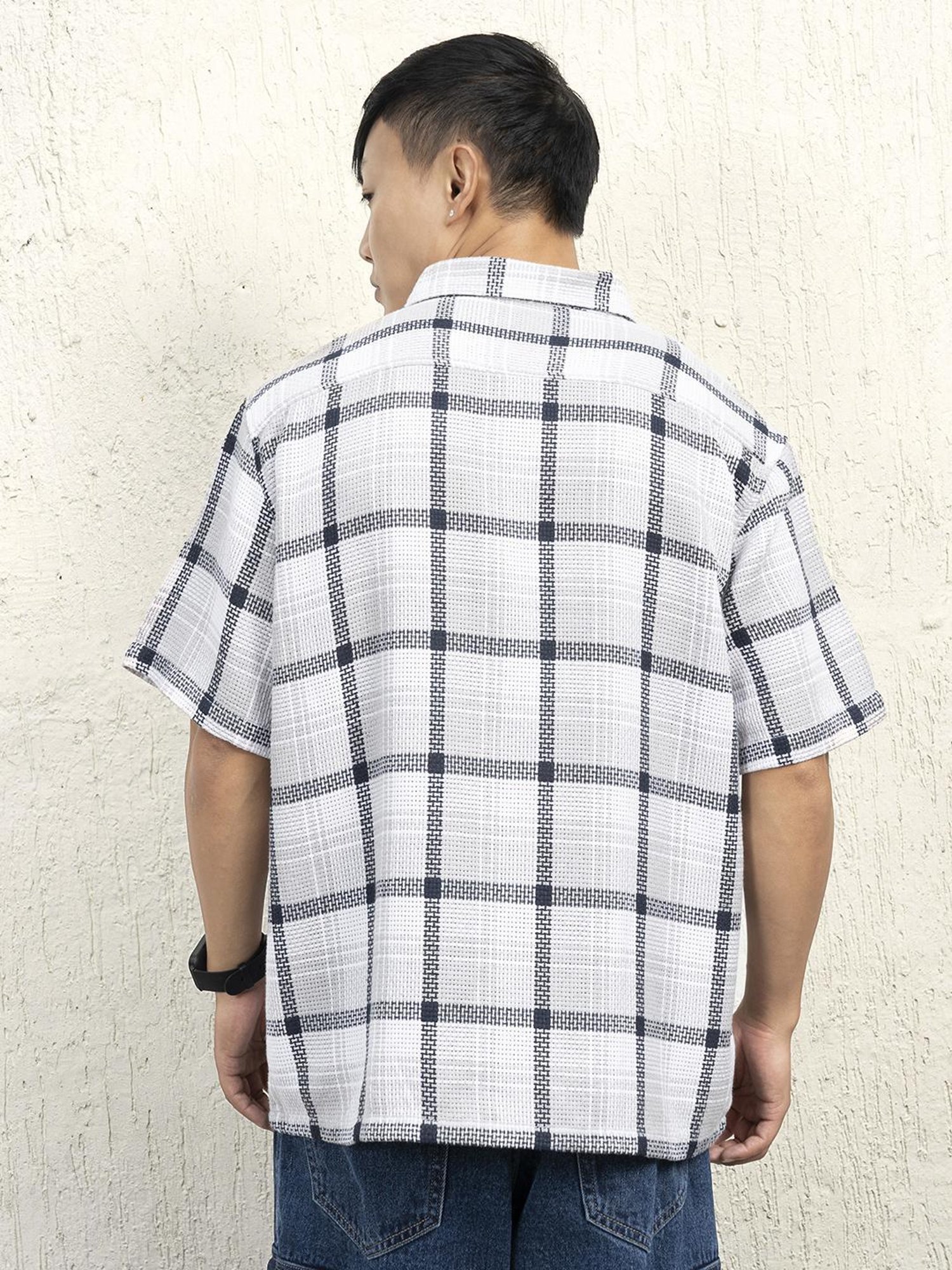 Hubberholme Men Cotton Short Sleeves Oversized Checked Shirt 4