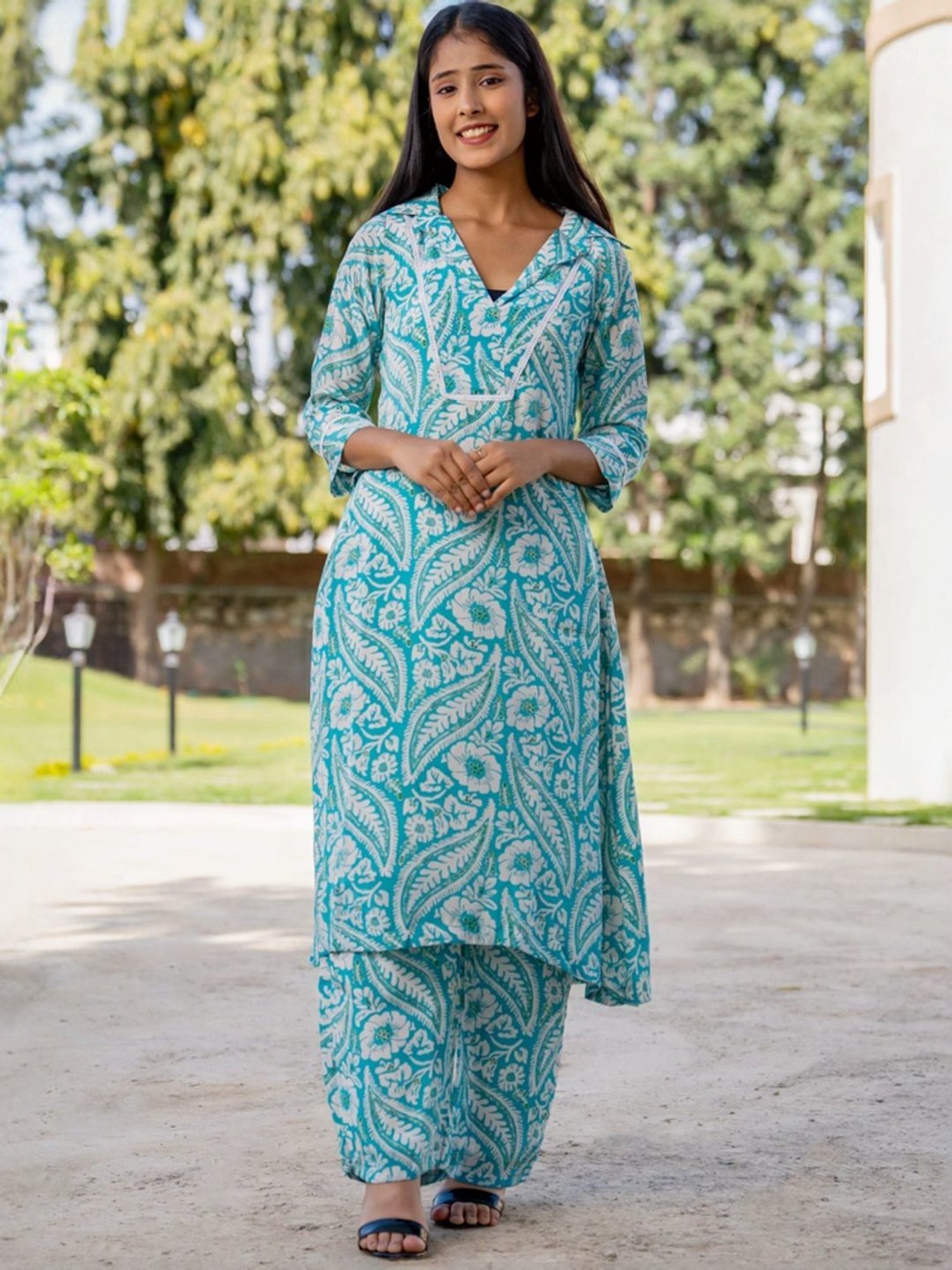 HOUSE OF JAMOTI Blue Printed Kurta Palazzo Set