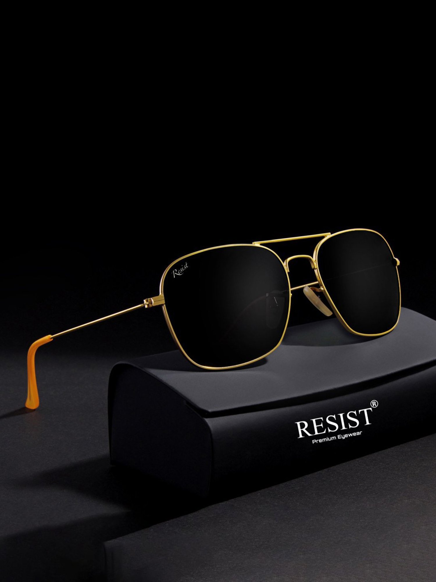 Resist Eyewear Green Rectangular Unisex Sunglasses