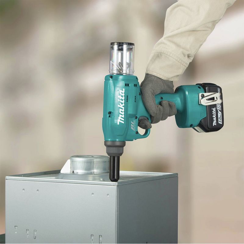 Makita XVR02T 18V LXT Lithium-Ion Brushless Cordless Rivet Tool Kit (5 Ah)