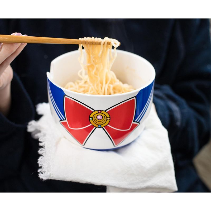 Just Funky Sailor Moon Japanese Dinnerware Set | 16-Ounce Ramen Bowl, Chopsticks