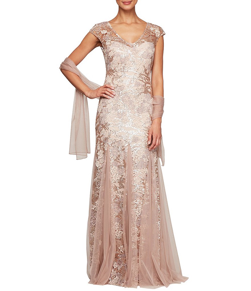 Jkara Petite Size 3/4 Sleeve Lined Illusion Crew Neck Beaded Gown