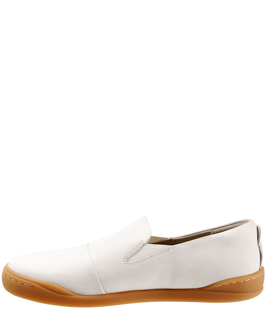 SoftWalk Alexandria Leather Slip-On Sneakers