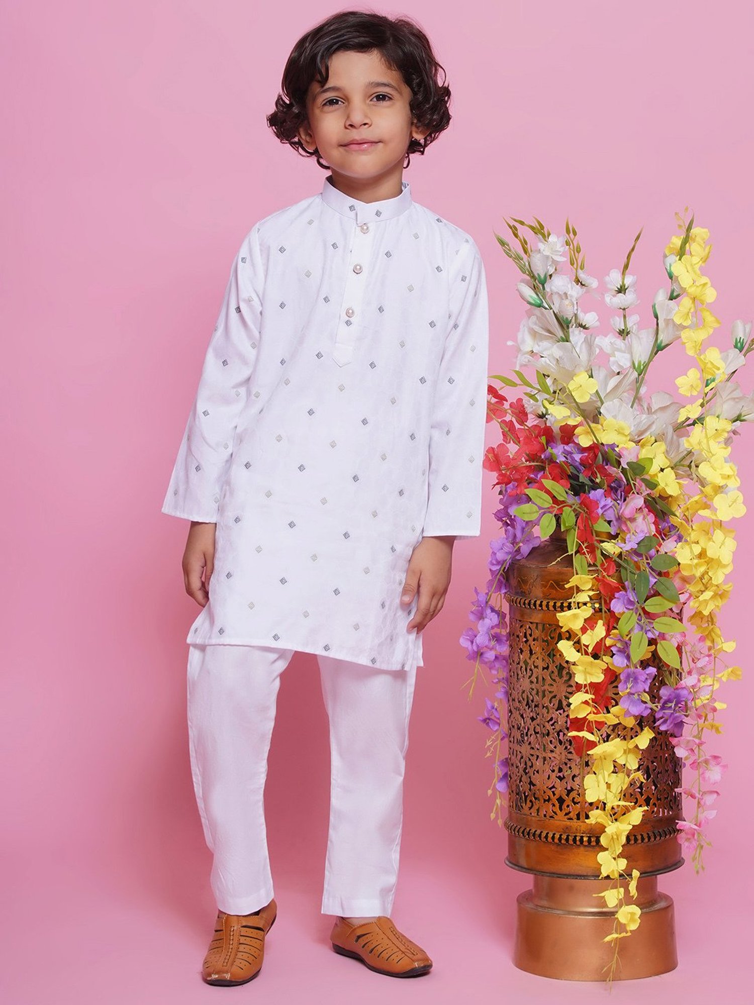 Little Bansi Kids White Printed Full Sleeves Kurta with Pyjamas