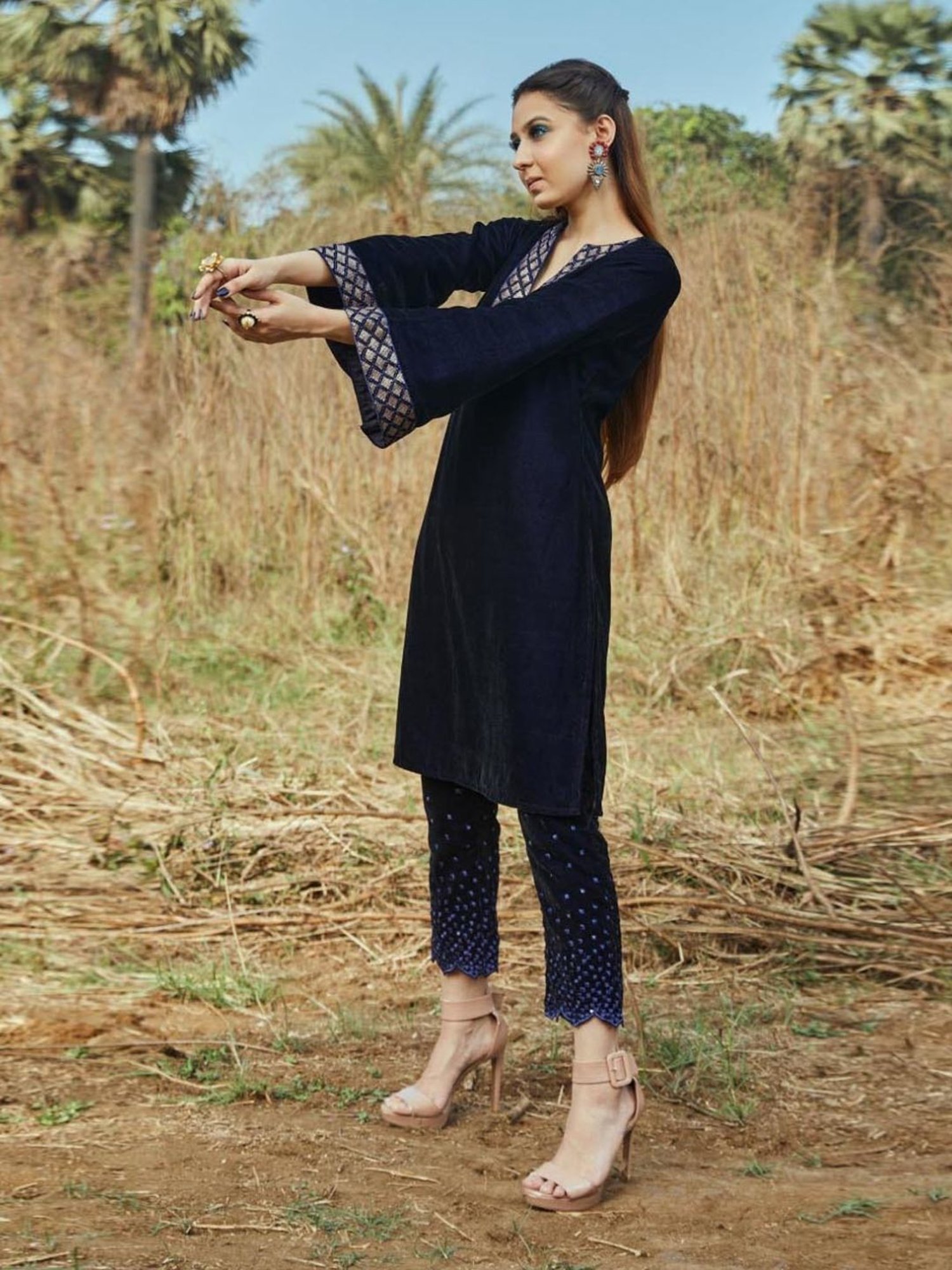 Monk and Mei Blue Queeen Of Wands Anne Kurta and Dhoti Pants