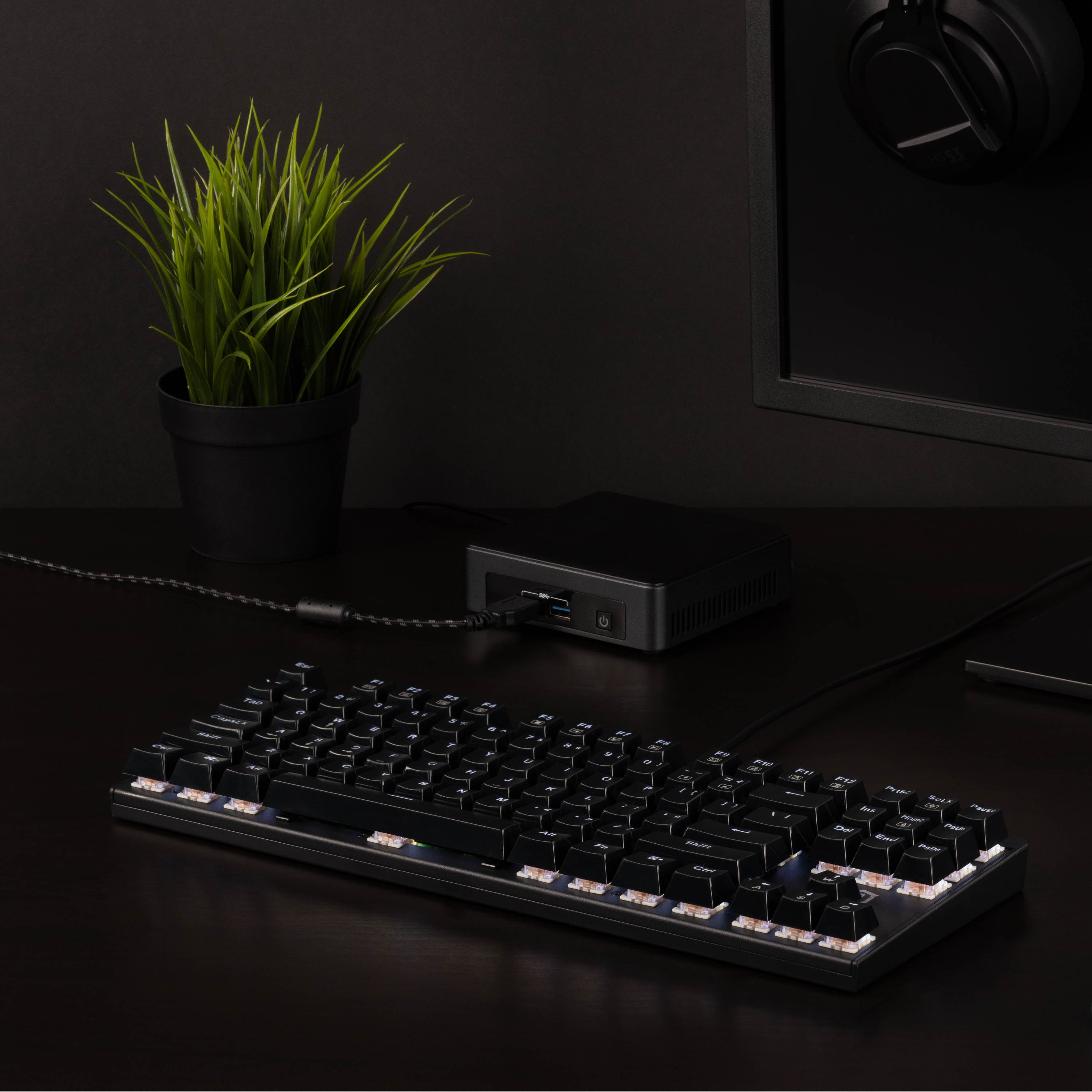 Plugable Compact TKL 87-Key Mechanical Keyboard with Red Linear Switches