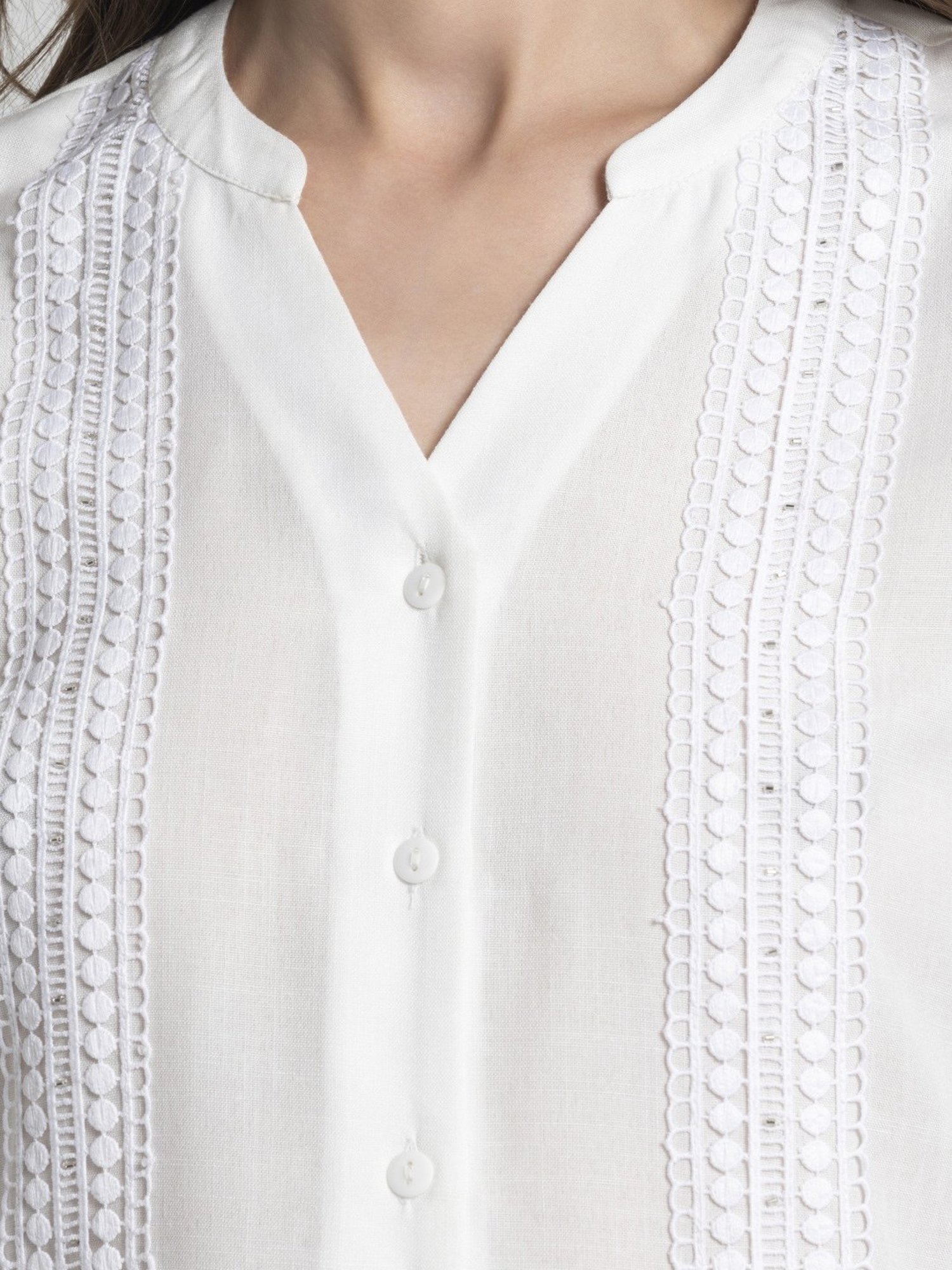 SHAYE White Linen Embroidered Top