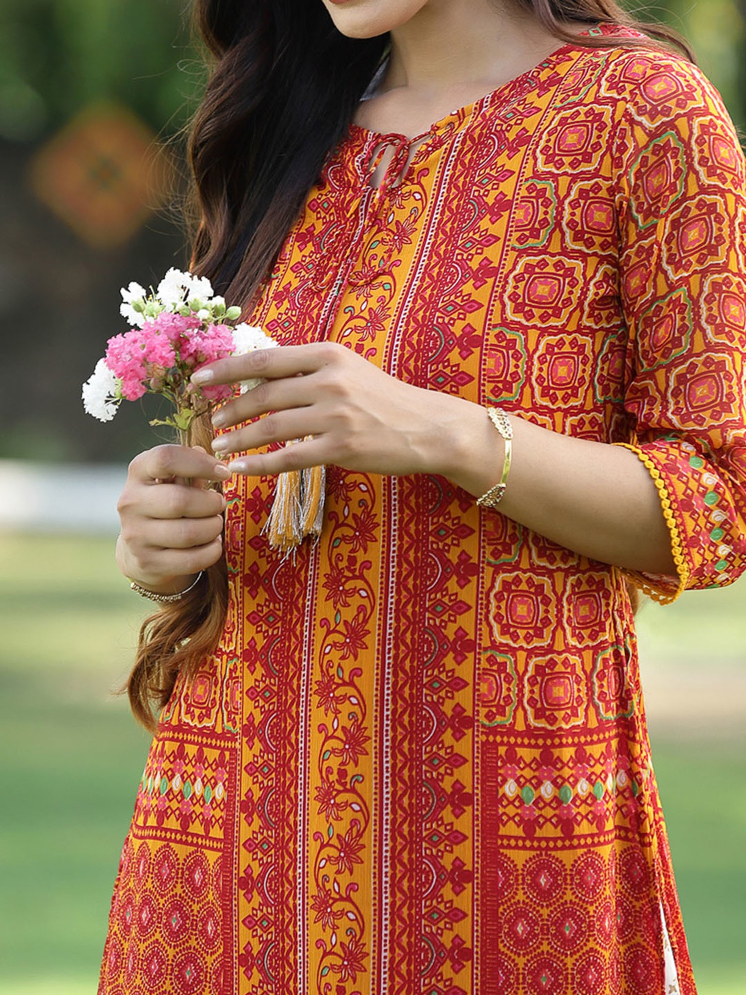 Saffron Threads Black Printed Straight Kurta
