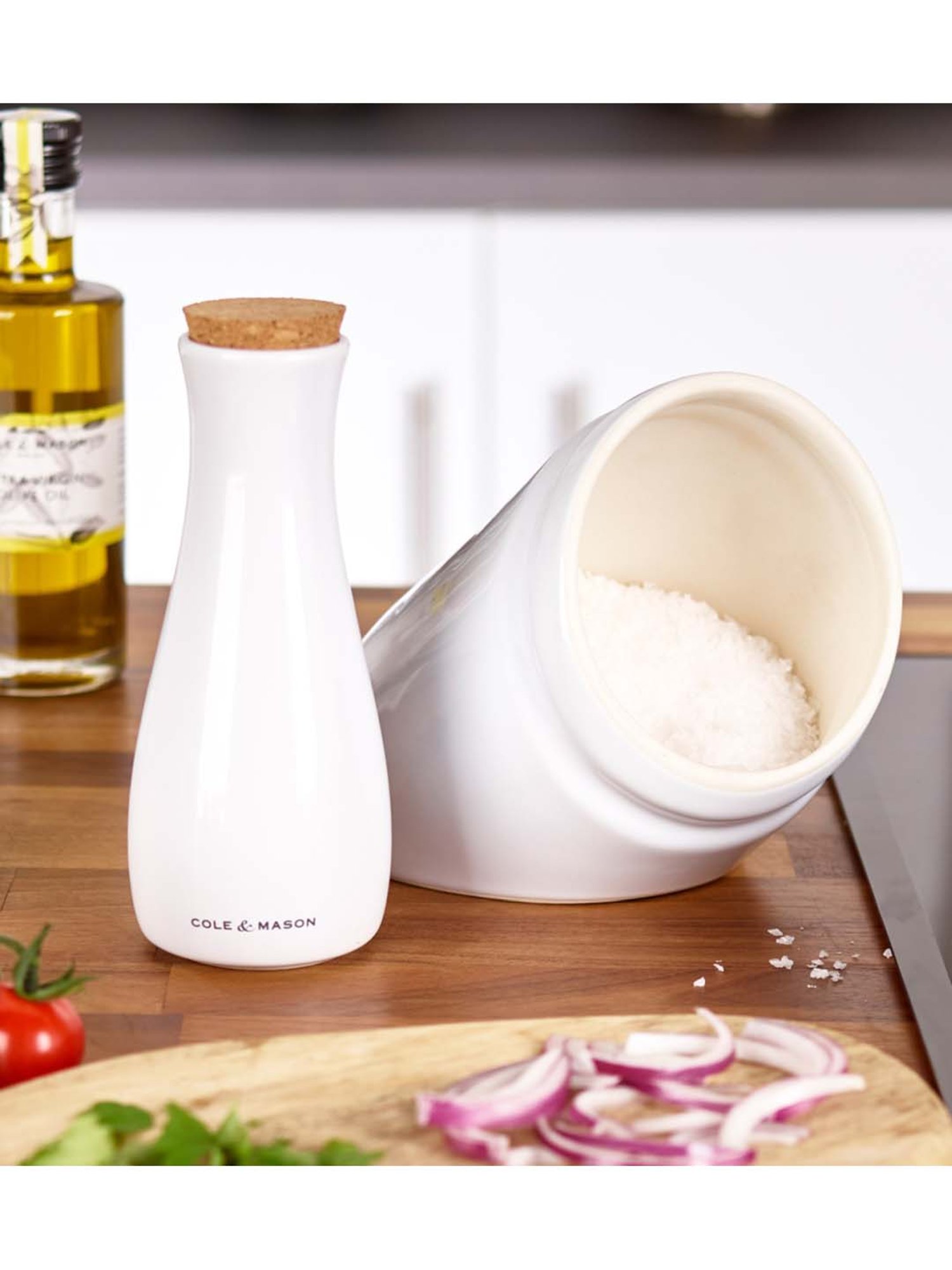 COLE & MASON White & Beige Ceramic Pourer - Set of 1