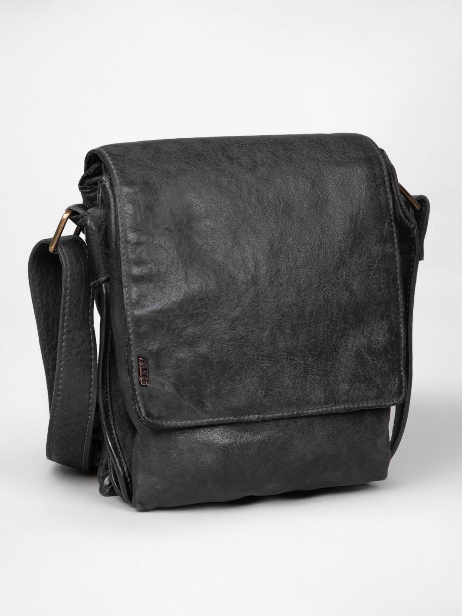 Art N Vintage Henry Black Leather Solid Medium Cross Body Bag