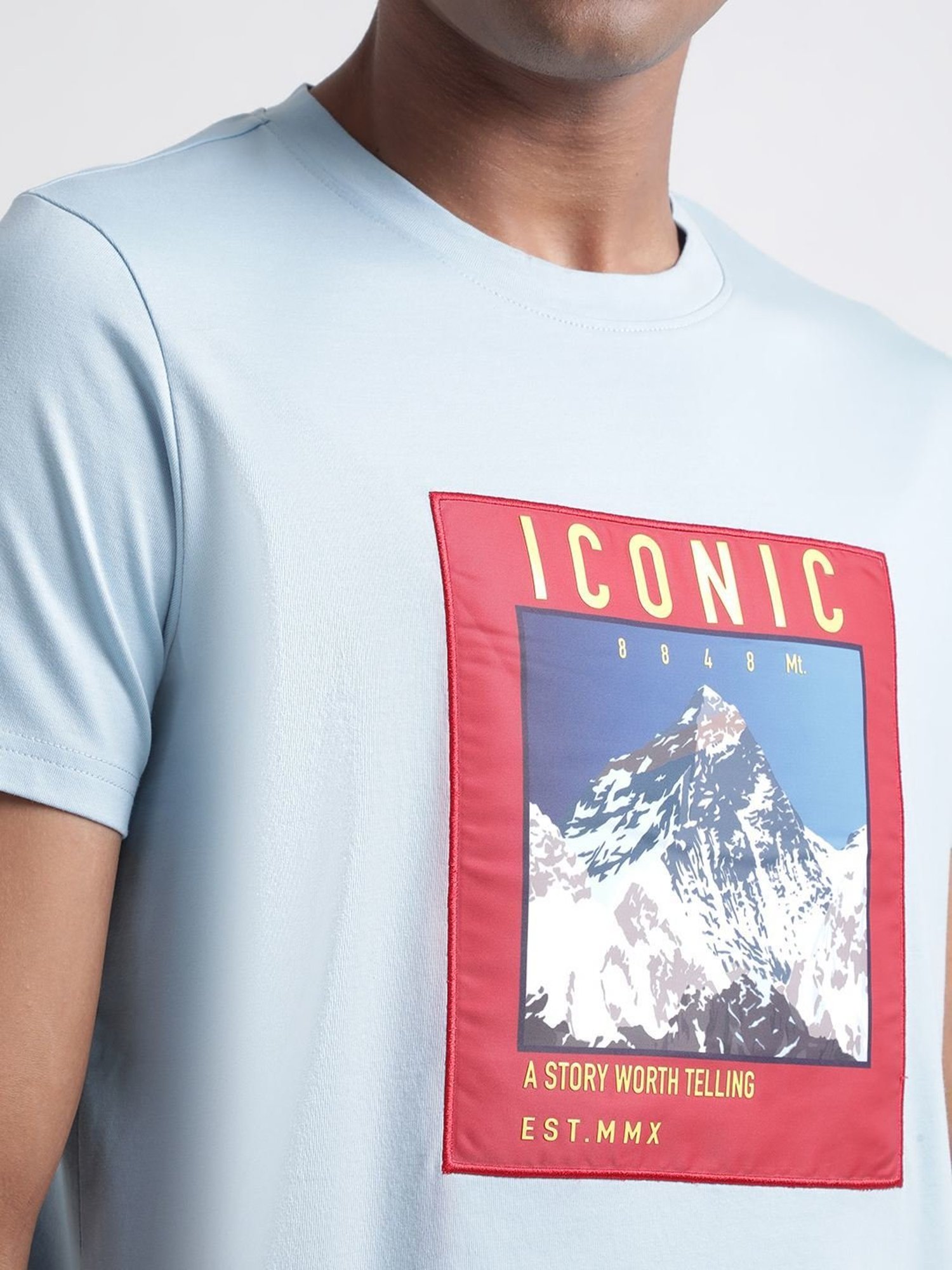 Iconic Men Printed Regular Fit Cotton T-shirt