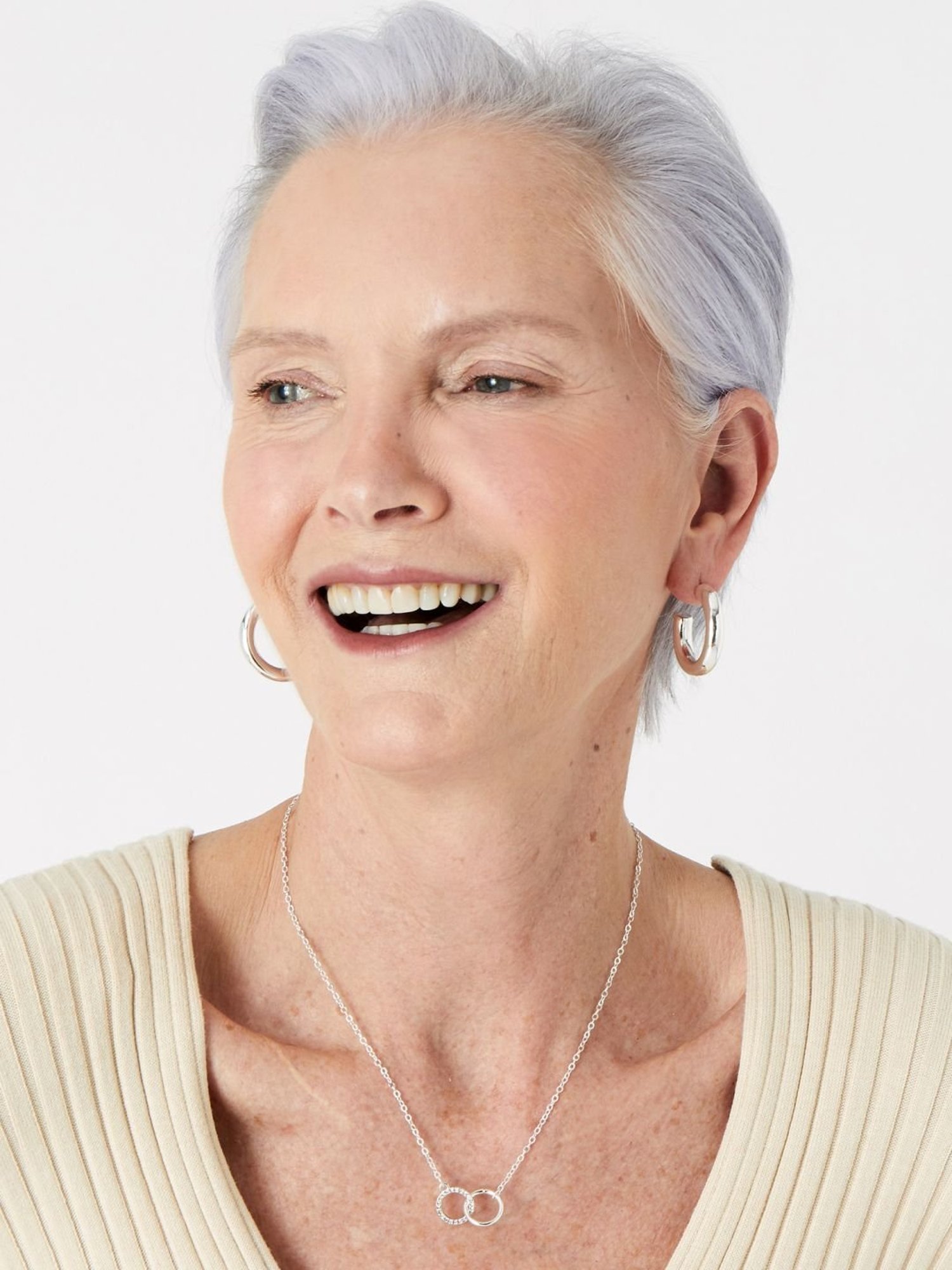 Accessorize London Women's Silver Linked Circles Pendant Necklace