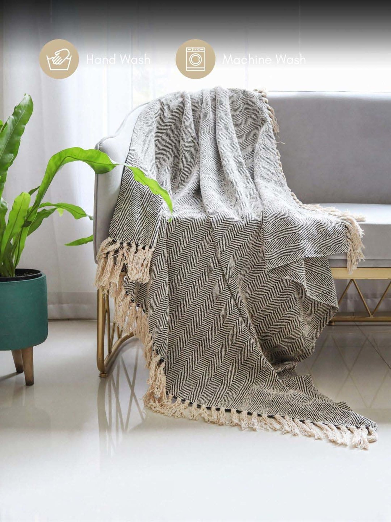 Nestasia Black & Cream Chevron Cotton Knitted Throw blanket with texture for Living Room or Bedroom