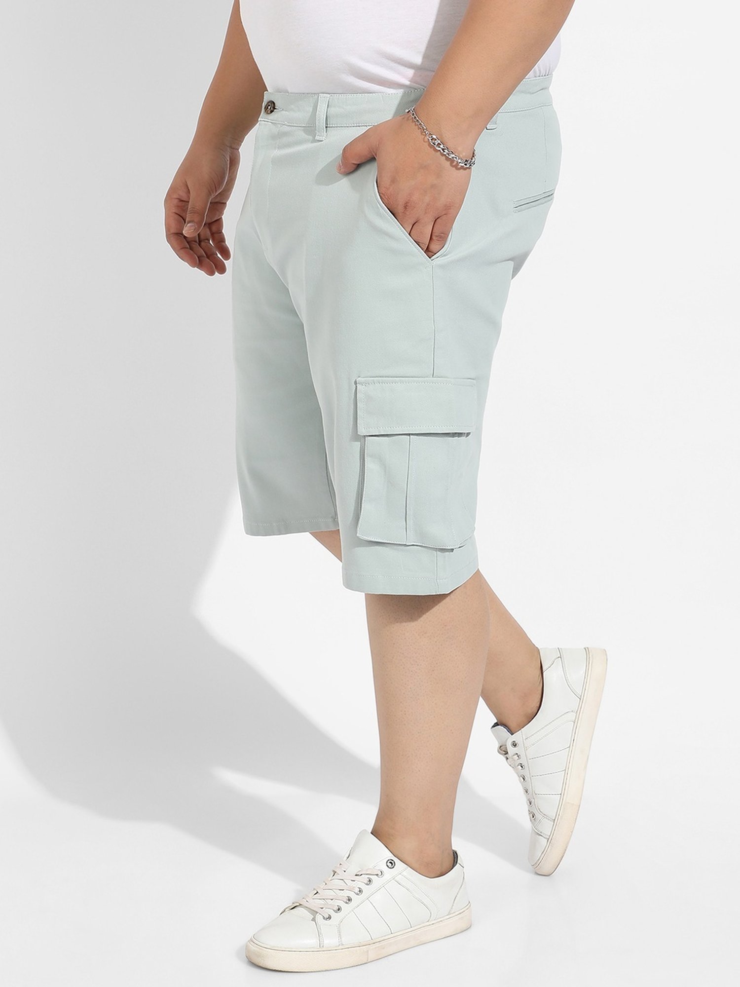 Instafab Plus Green Regular fit Plus Size Cargo Shorts