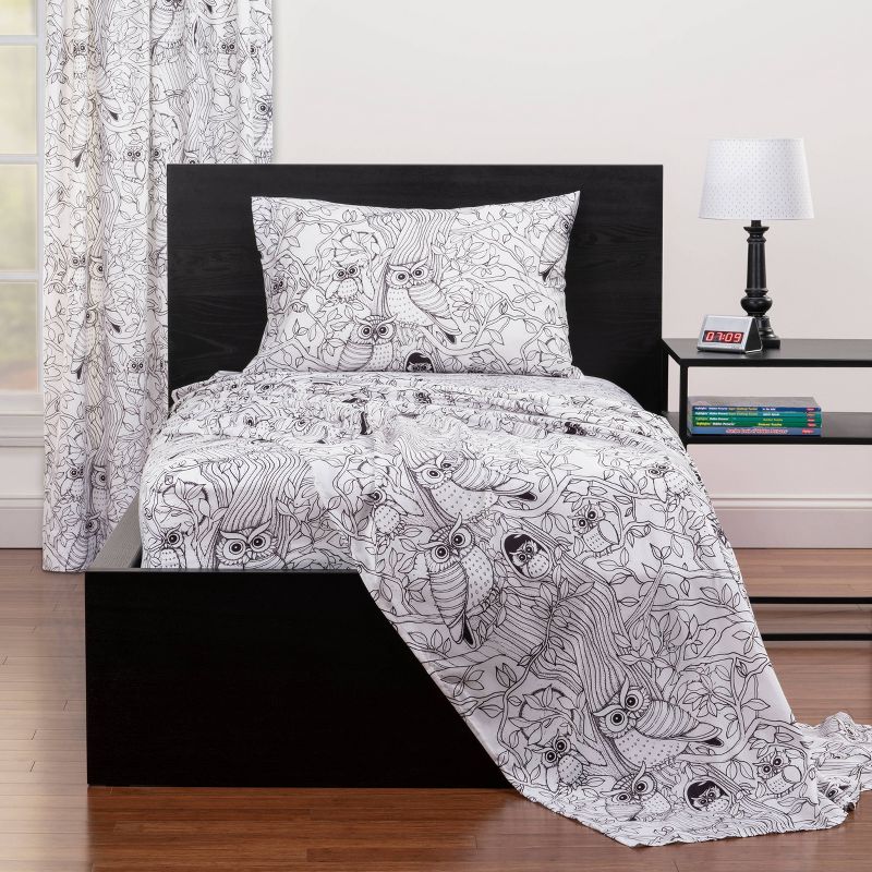 Hooting Owls Hidden Pictures Rod Pocket Curtain Panel - Highlights