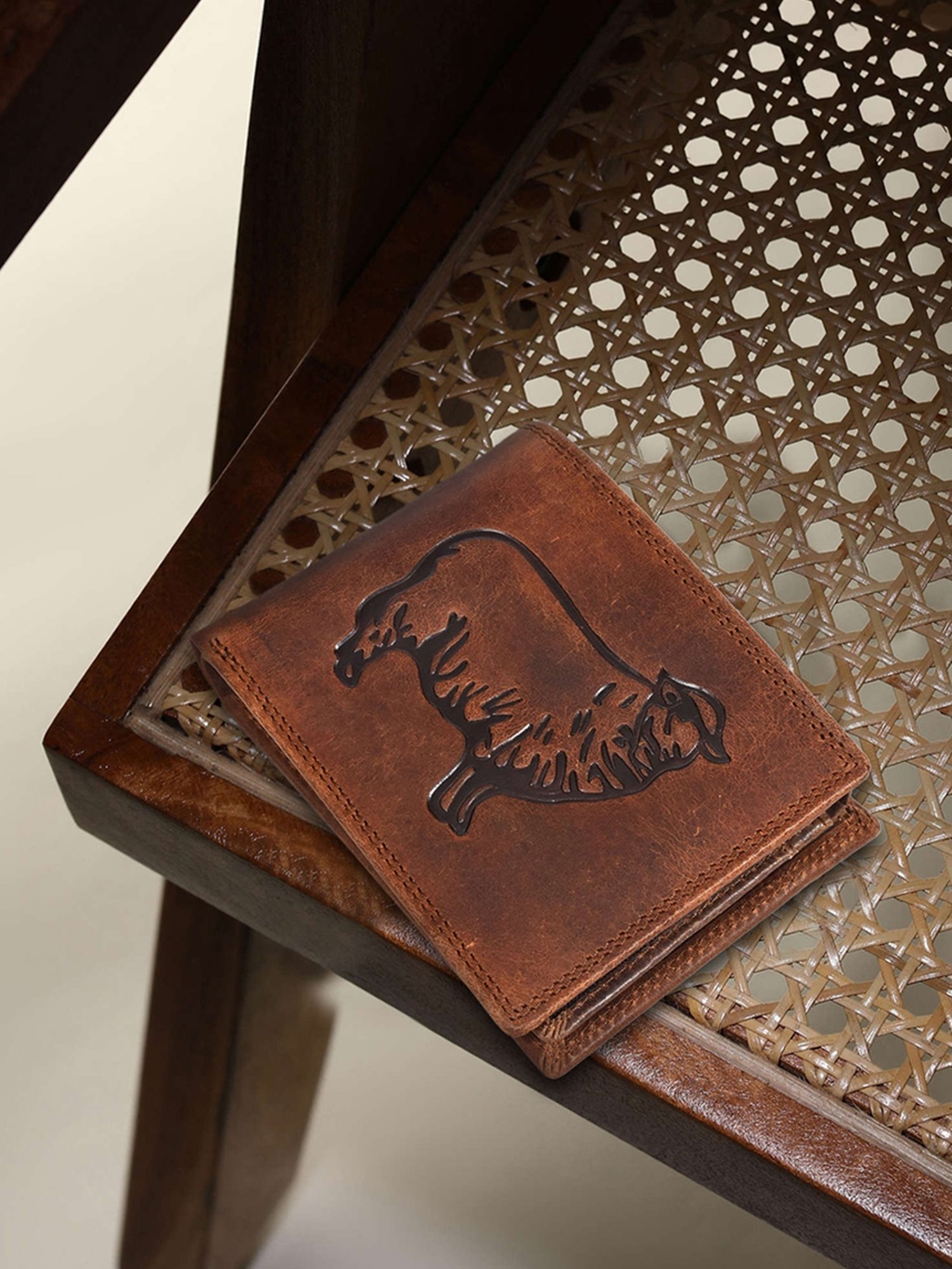 SASSORA Brown ARLO Textured Small Leather Bi-Fold Wallet