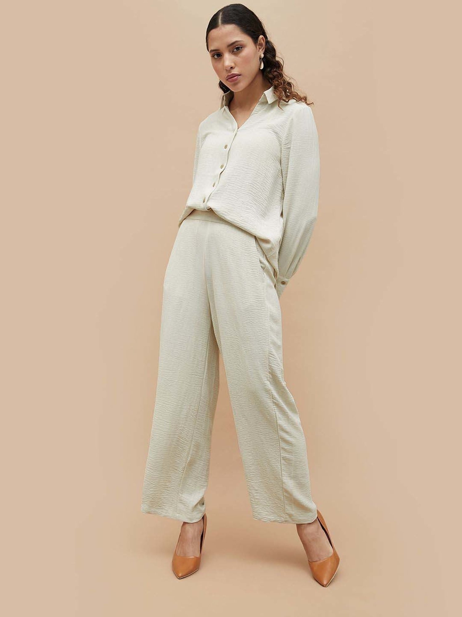 Code by Lifestyle Cream Regular Fit Shirt