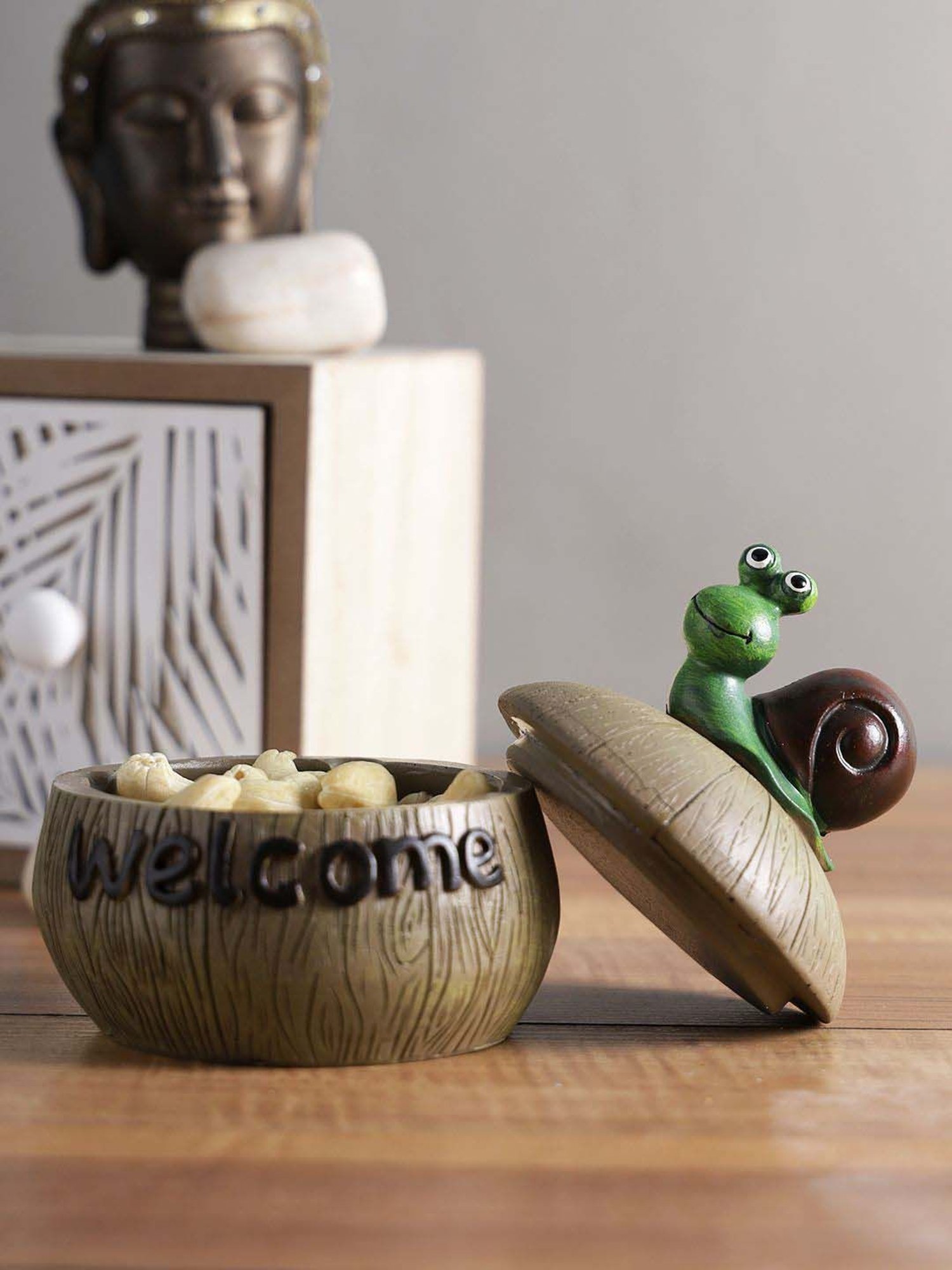 Tayhaa Brown & Green Polyresin Snail Jar Showpiece