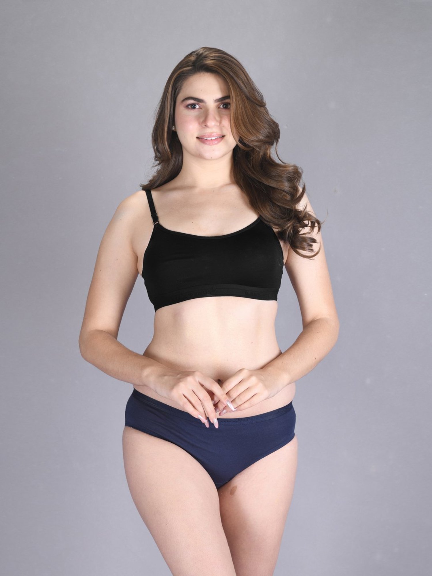 Lux Venus Black Full Coverage Non-Wired Sports Bra With Adjustable Strap - Pack of 2