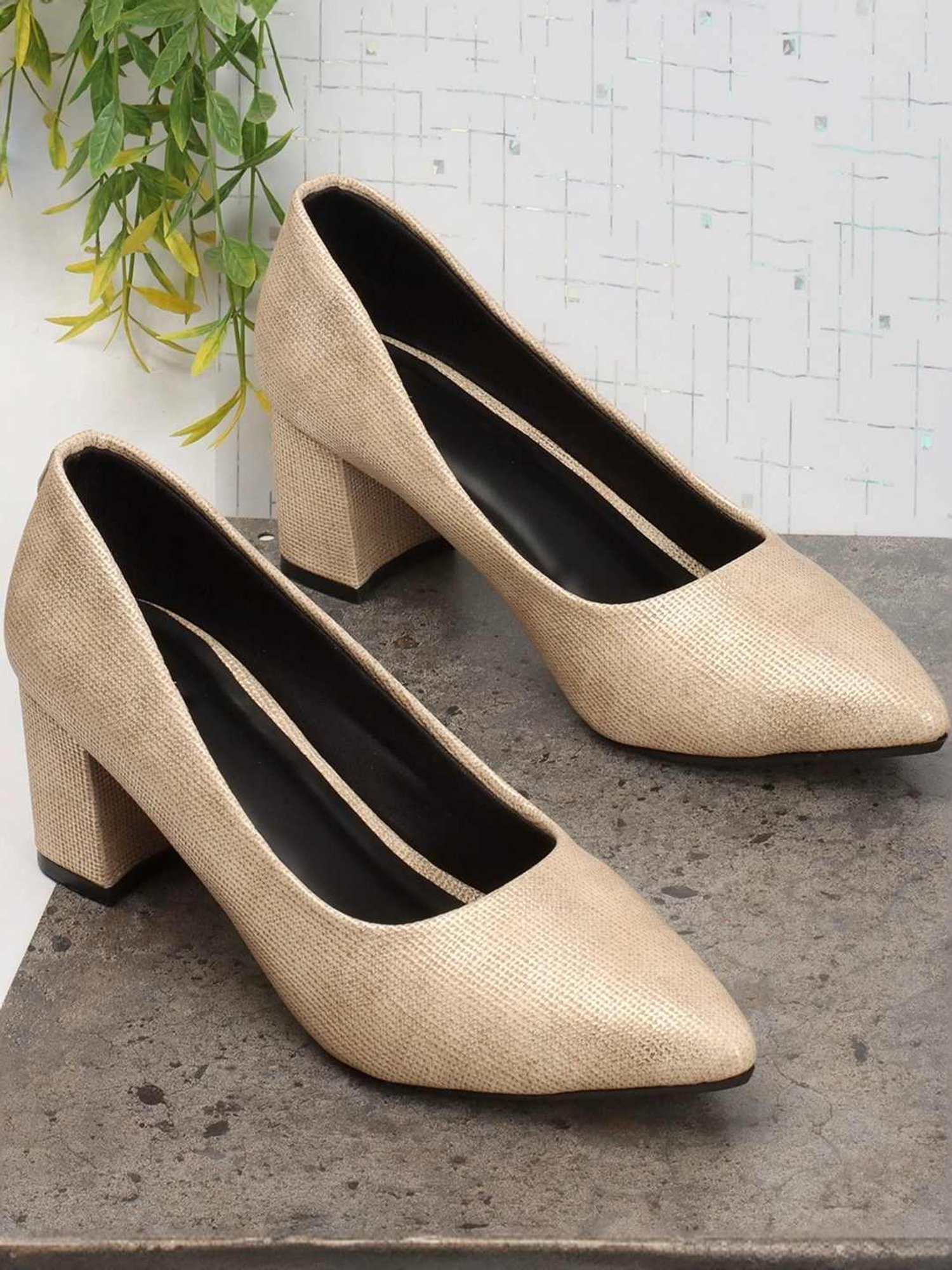 Carlton London Women's Gold Casual Pumps