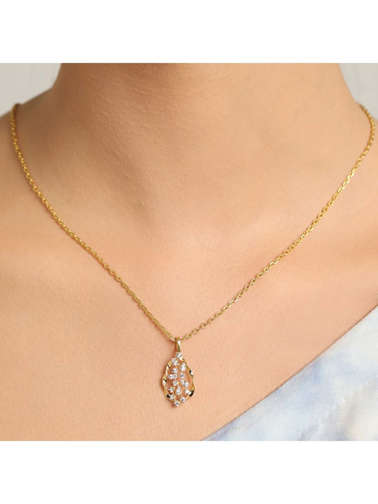 Silberry 925 Silver Solitaire Dream Pendant & Earrings