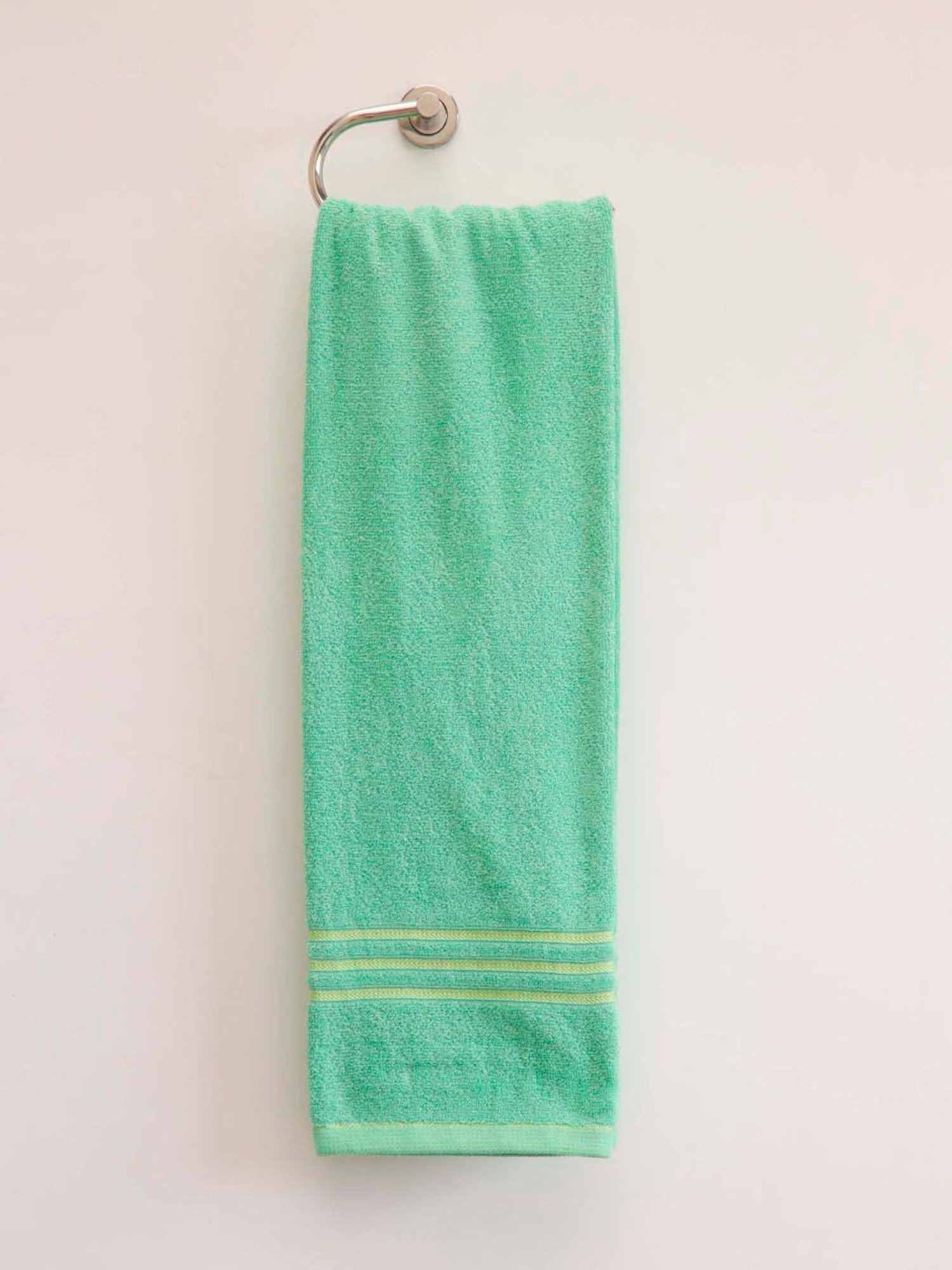 Ariana High Absorbent Green Cotton 450 GSM Bath Towel