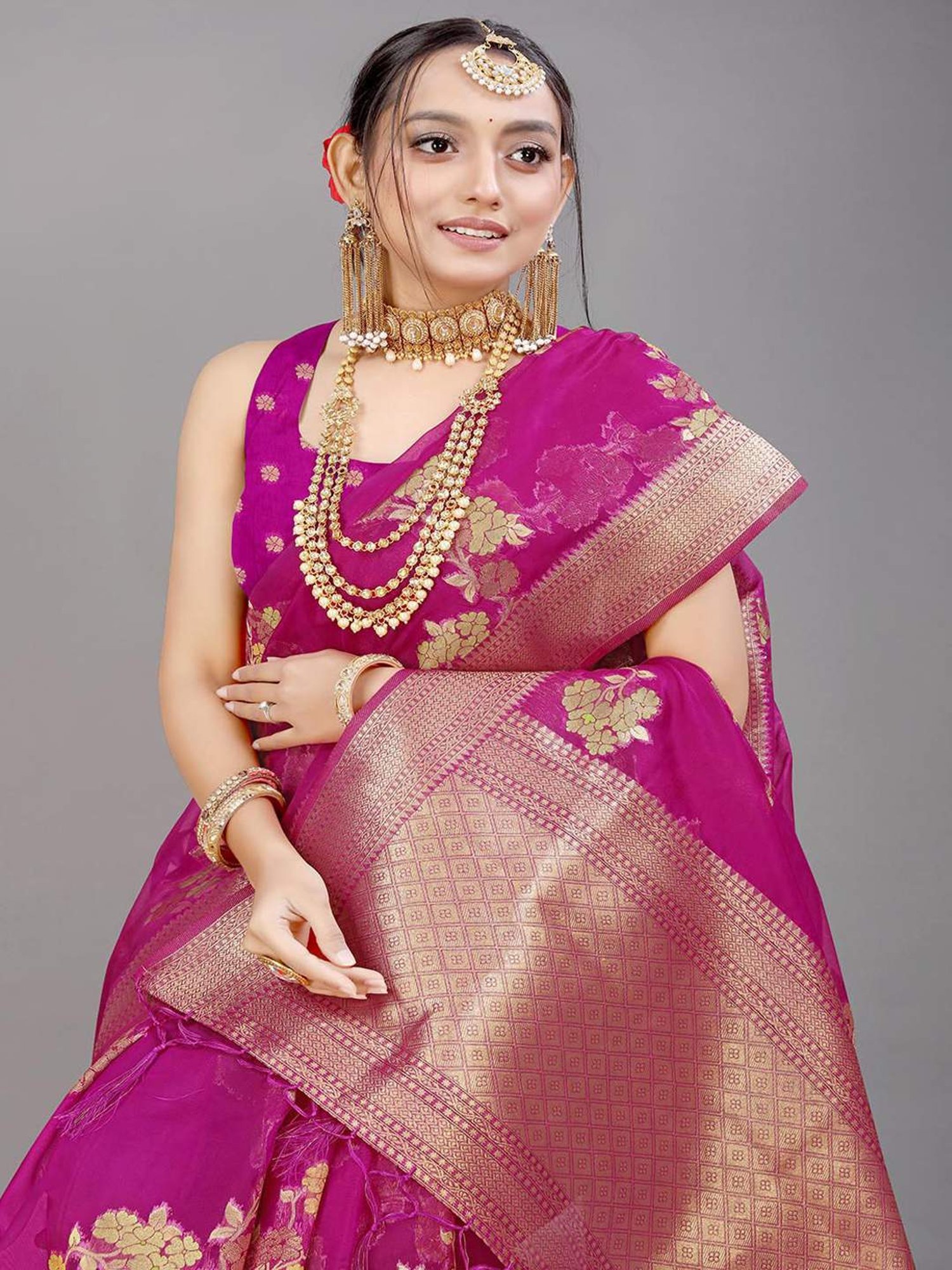 SHUBHKALA Pink Silk Woven Saree With Unstitched Blouse