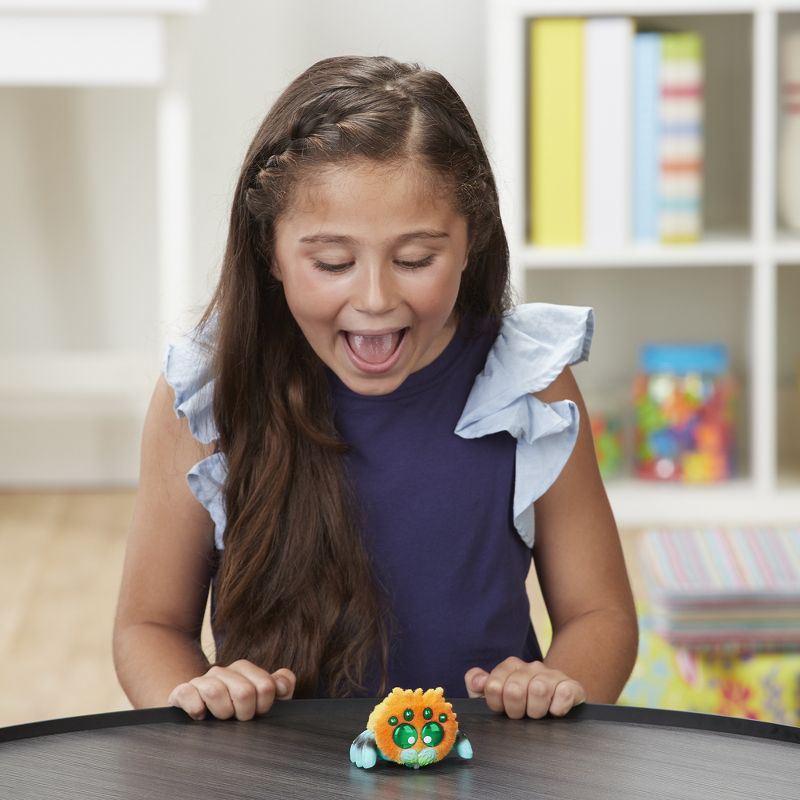 Yellies! Flufferpuff - Voice-Activated Spider Pet