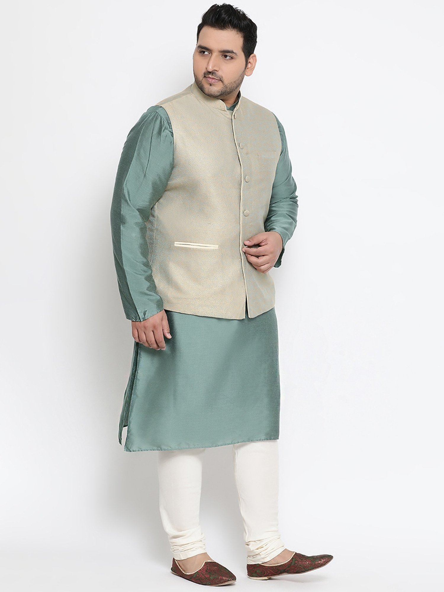 KISAH PLUS Green Regular Fit Jacquard Kurta Set With Jacket