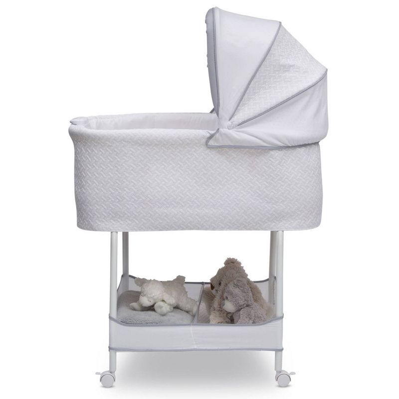 Simmons Kids' Silent Auto Gliding Deluxe Bassinet - Embossed Paisley