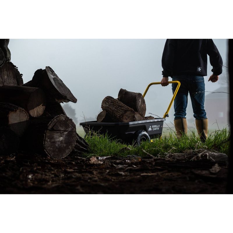Gorilla Carts GCR-4 Poly Yard Cart Black