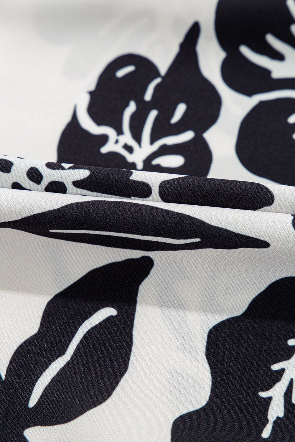 Black Leopard Patchwork Split Neck Ruffle Plus Size Dress