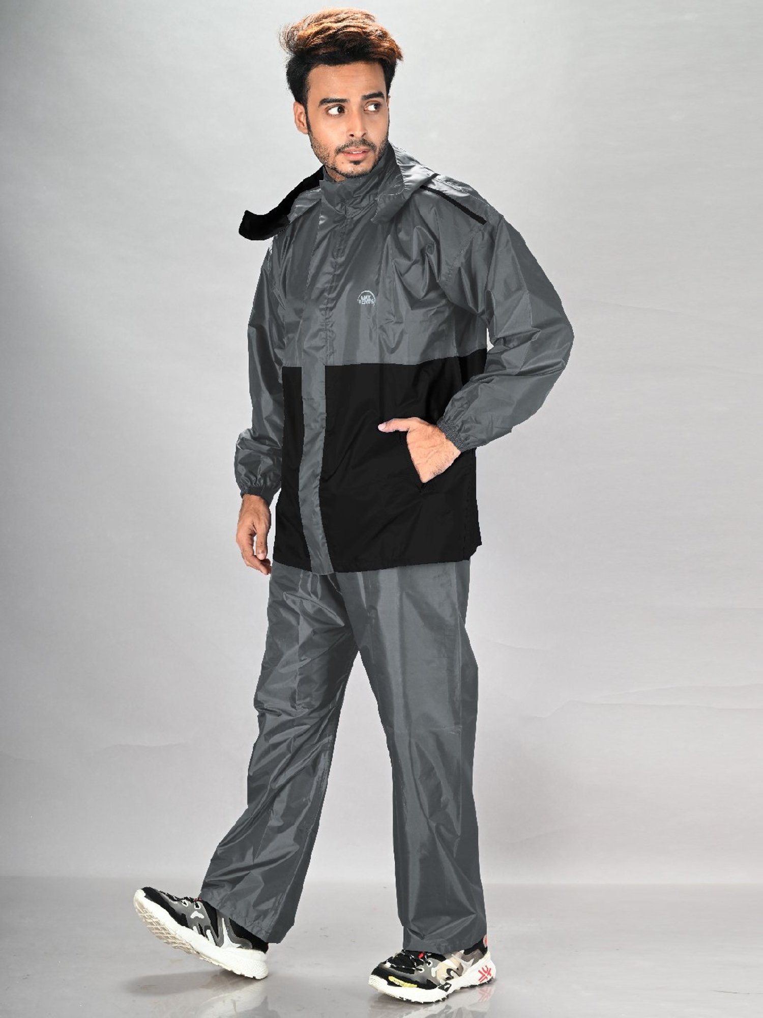 Lux Venus Grey Raincoat Set