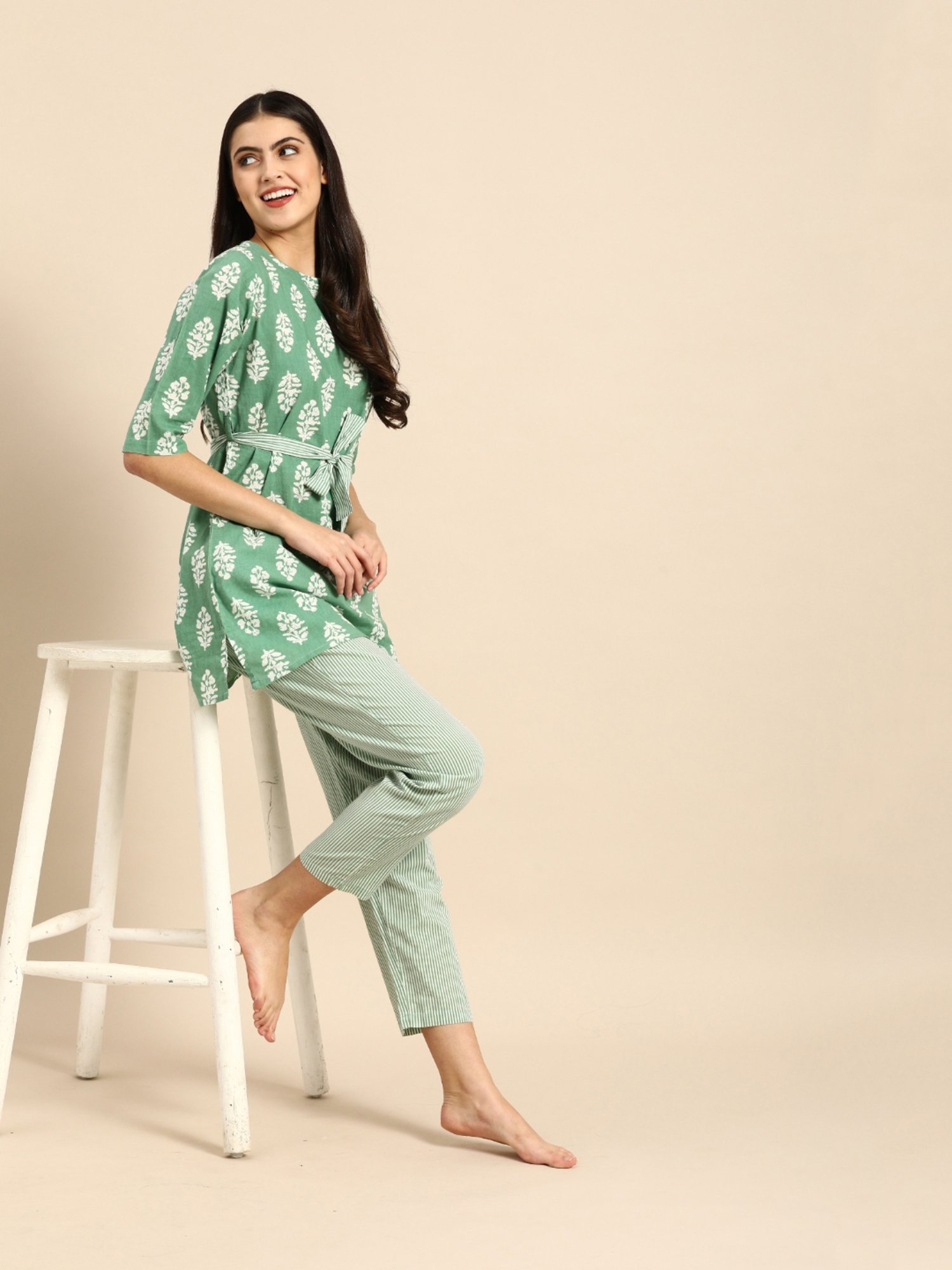 Clt.s Green Printed Tunic With Pyjamas