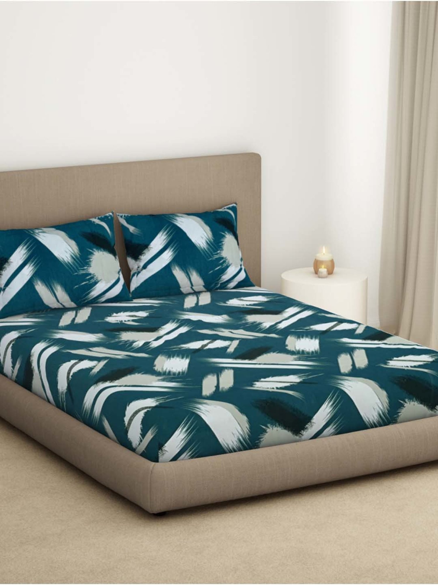 Welspun Bliss Dark Green Microfibre 120 TC Double Bedsheet with 2 Pillow Covers