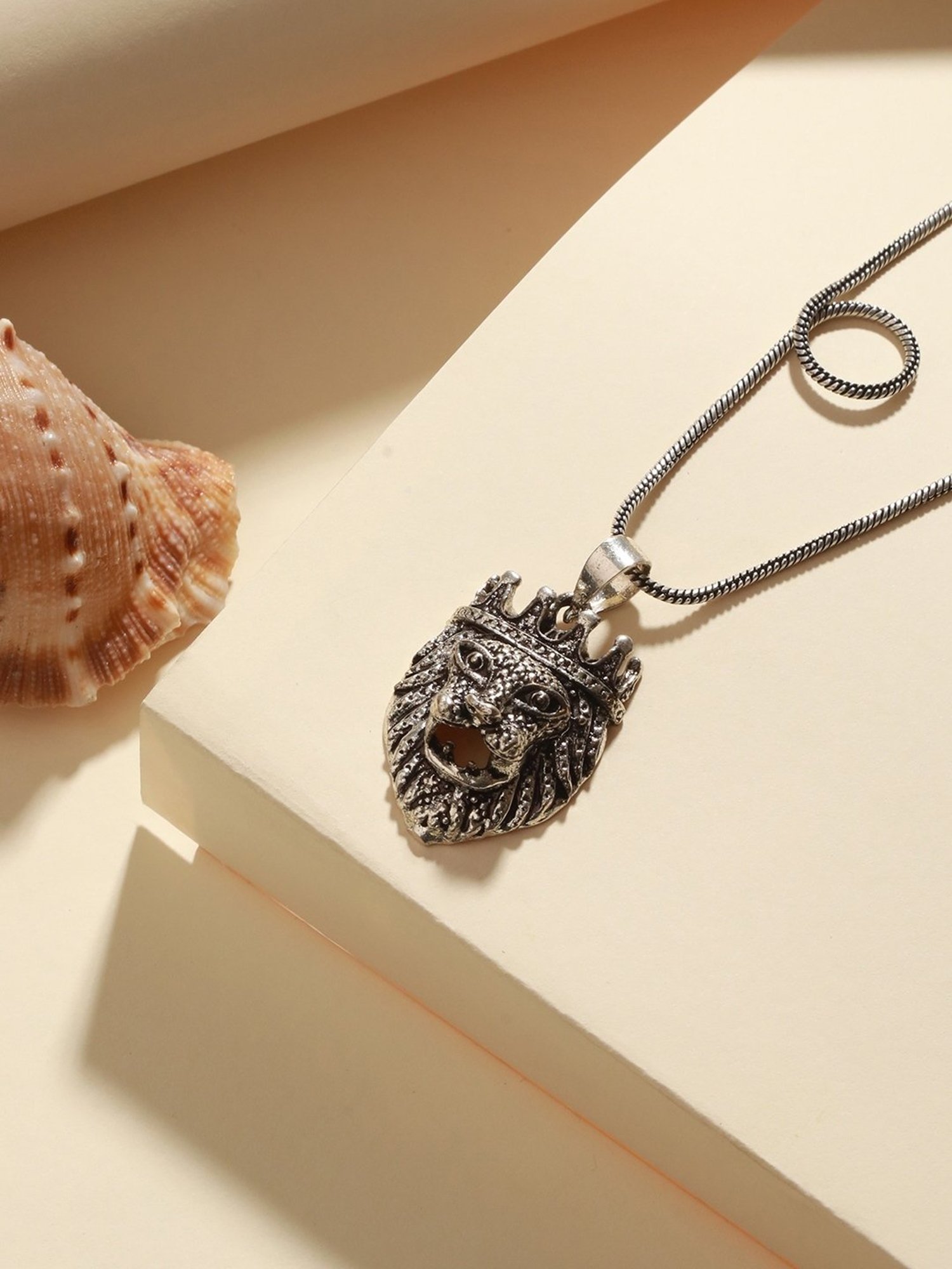 Bold by Priyaasi Crowned King Lion Black Casual Pendant With Chain for Men