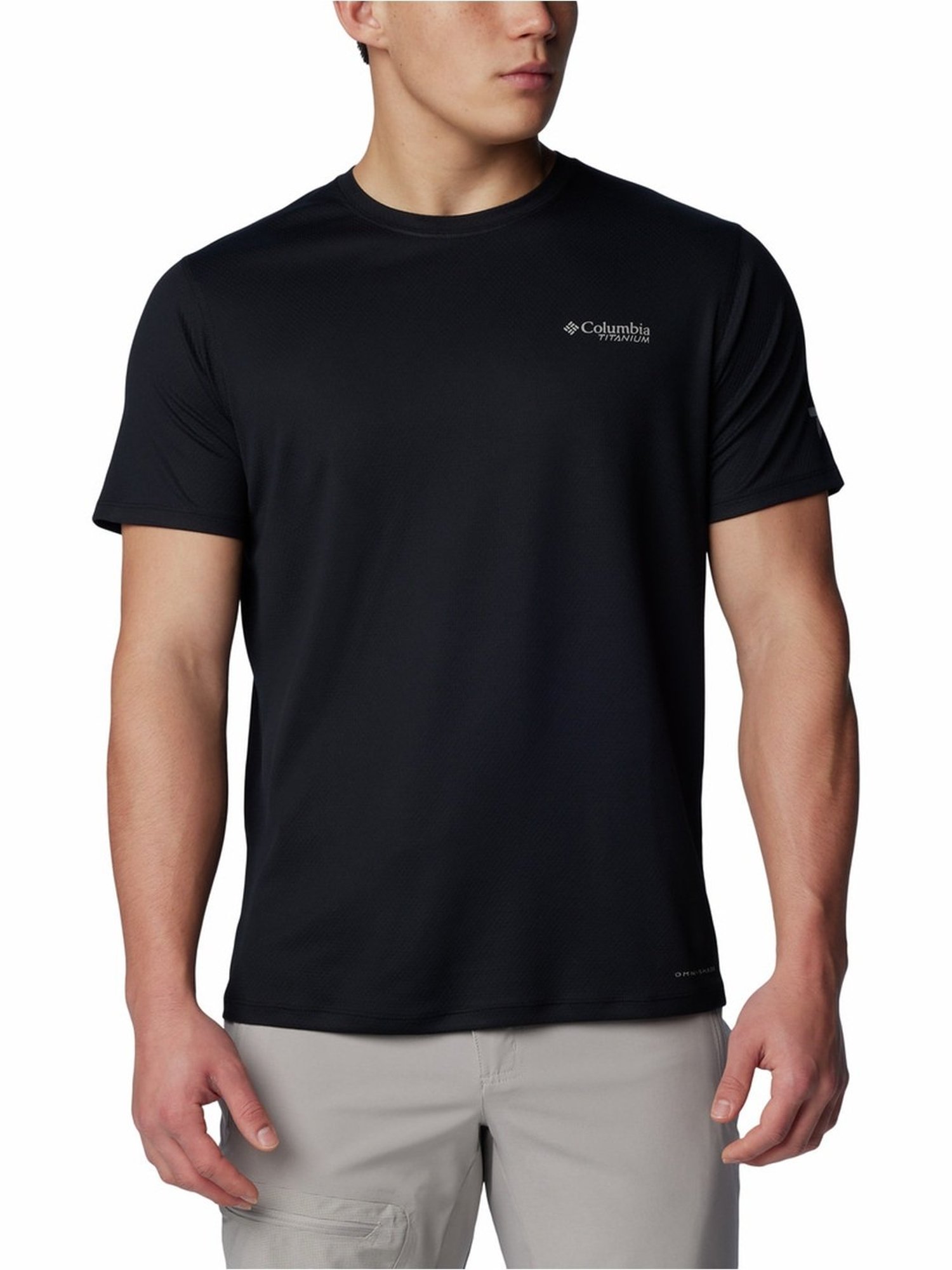 Columbia Black Regular Fit Sports T-Shirt