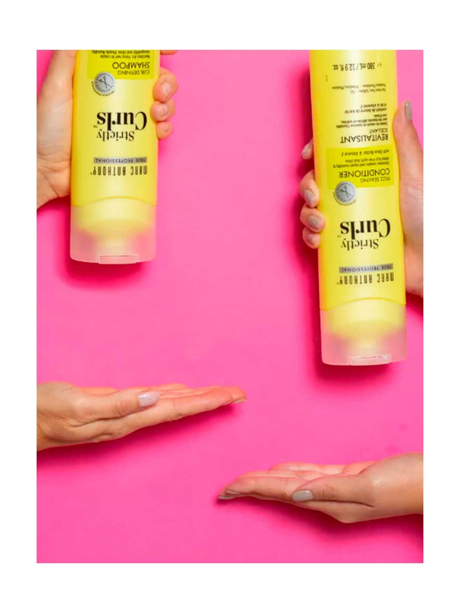 Marc Anthony Strictly Curls Frizz Sealing Conditioner - 380 ml