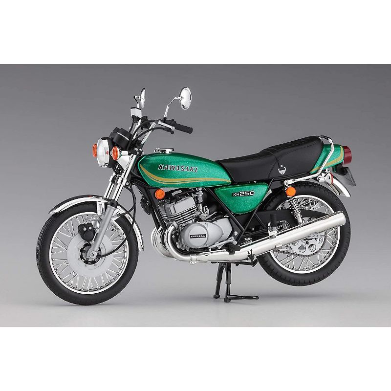 Hasegawa 21508 Kawasaki 1978 KH250 B3/B4 BK-8 Motorcycle 1/12 Scale Model Kit