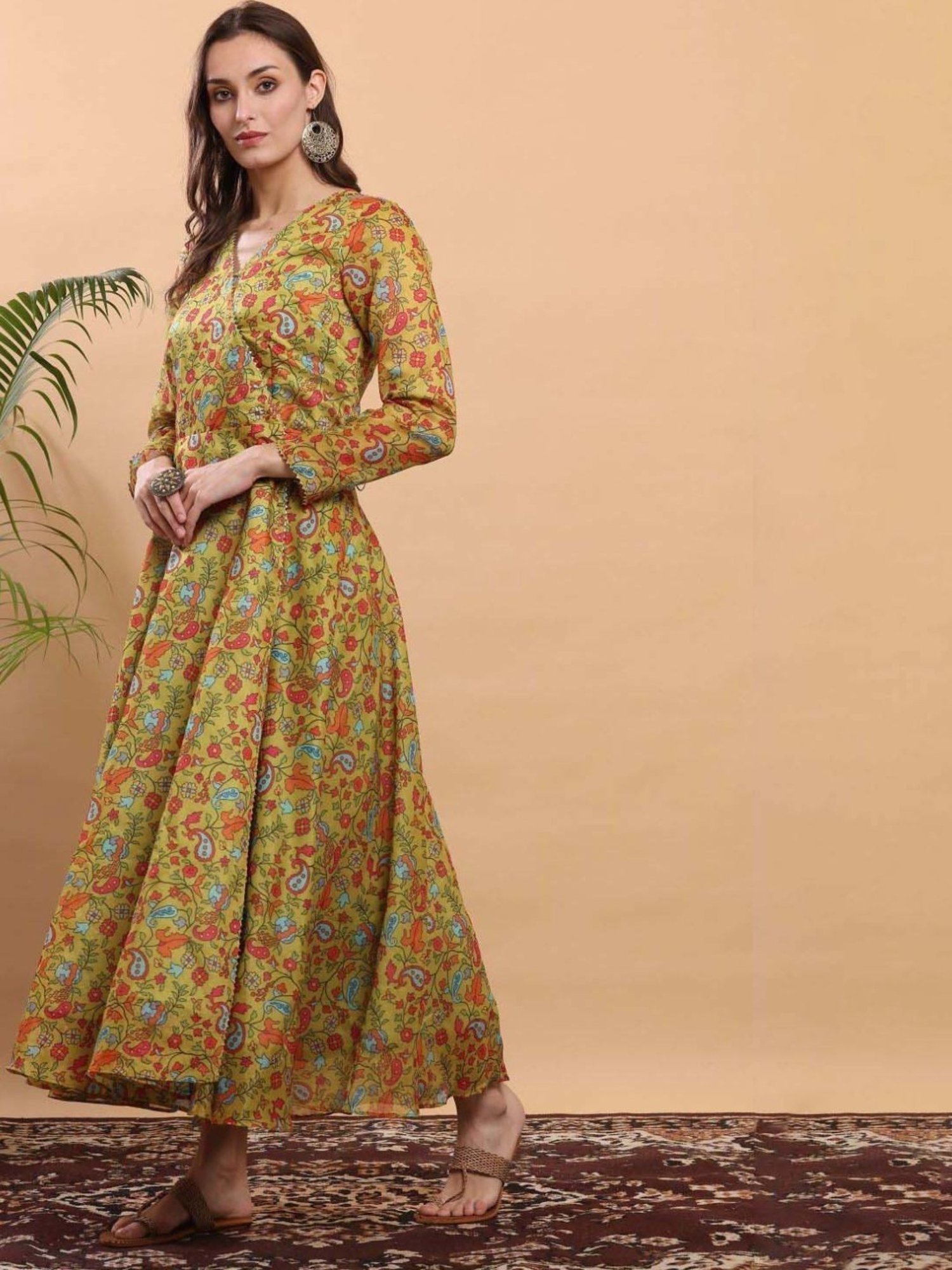 Kaanchie Nanggia Green Floral Printed Anarkali